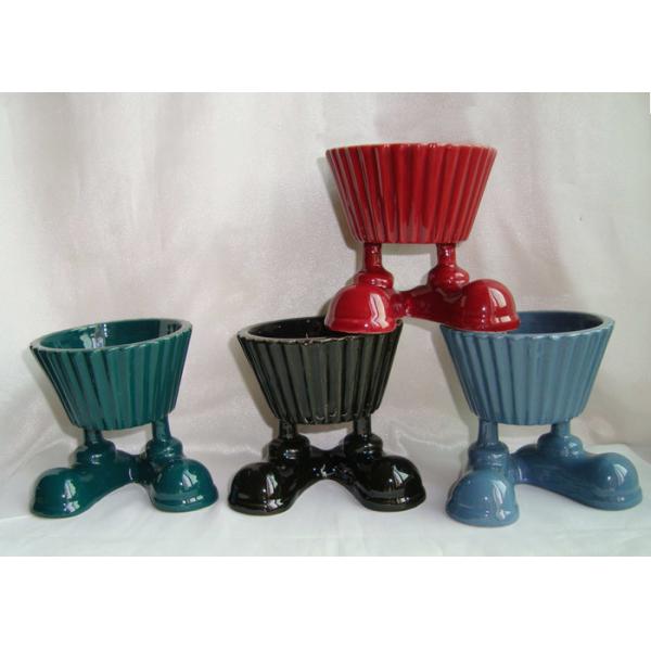 Buy Eco Friendly Ceramic Houseware Footed Cupcake Bowl Mini Ramekin Cupcake Mold Stoneware at wholesale prices
