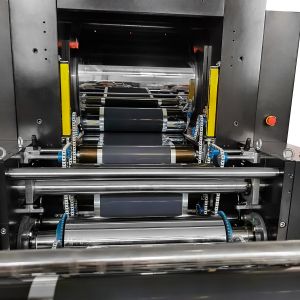 Quality Battery Roller Pressing Machine Continuous Hydraulic Calendaring Machine for sale