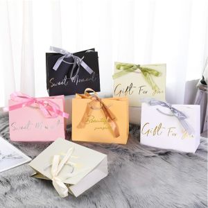 Shopping Boutique Paper Gift Bags 300gsm With Bronzing Printed Logo Ribbon