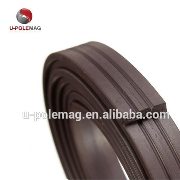 Roll Shape Rubber Magnet for Fridge and Mat Applications Grade Isotropic/ Anisotropic