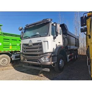 HOWO 6X4 Dump Truck with 371/375HP Engine and Gearbox Front Lifting Style