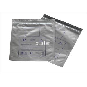 Matte Aluminum Foil  Bags , Four Layer Structure Envelope Bubble Mailers