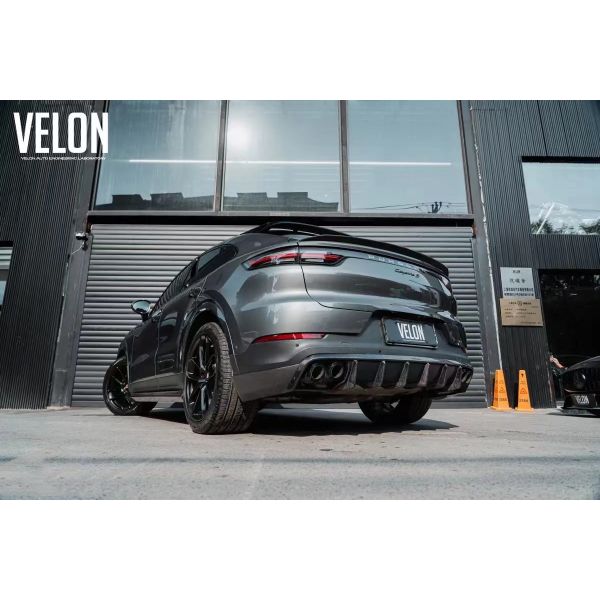 Replacement 2019 Porsche Cayenne Body Kit Side Skirts Dry Carbon Fiber Diffuser Spoiler