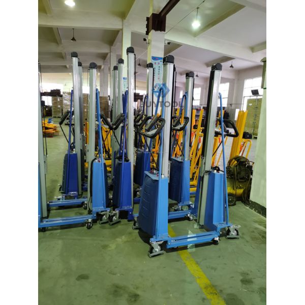 Automatic Hydraulic Stacker Handling Tools Electric Work Positioner Lift Truck 550lb Capacity