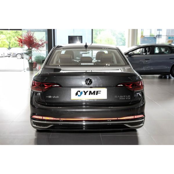 VW Sagitar 300TSI DSG Excellence Edition Gasoline Compact Vehicle 5-Seats Sleek Design