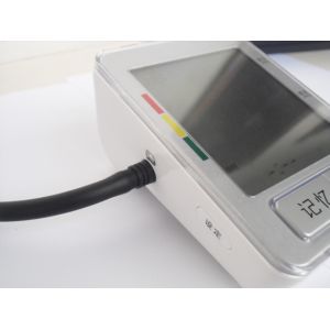 DC 6V Portable Blood Pressure Monitors, 125 * 91 * 60mm, 4 * 1.5V AA Batteries