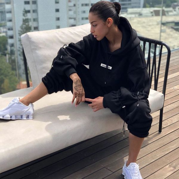 2021 High quality lady fashion crop top fitness gym long sleeve t shirt for women fashion fall 2021 women clothes Striped