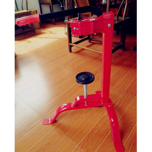 Durable Wine Bottle Corking Kit metal Construction With Plastic Hand Grip