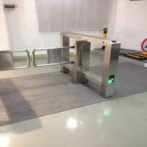 Adjustable Access Directions Swing Barrier Gate 110v / 220v With Traffic Light