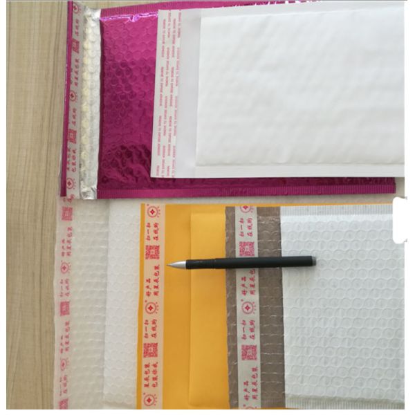 Buy Shine Aluminium Foil Bubble Envelopes Lightweight For Postal Savings at wholesale prices