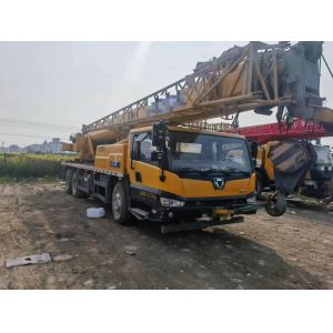 25 Tons Maximum Lifting Weight Xc Mg Small Mobile Crane Yellow Color Preferentia