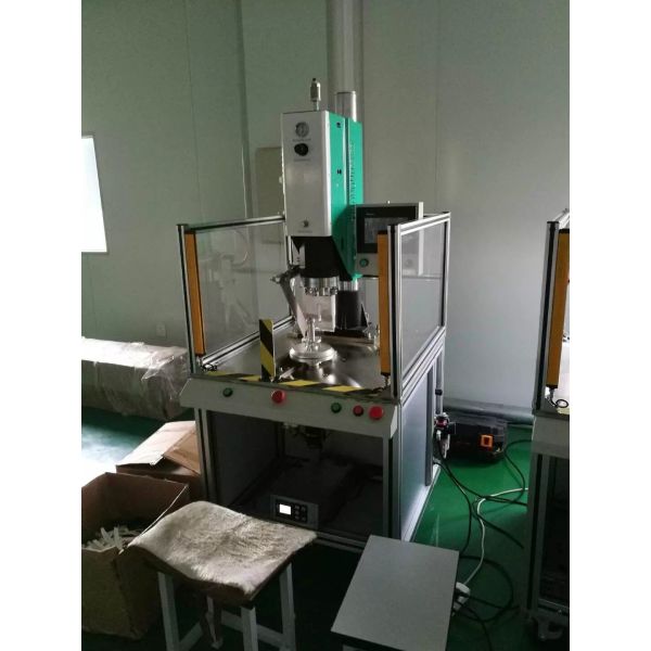 Integrated Ultrasonic Plastic Welding Machine 20Khz 1500w for Toy Gun Disguise Box