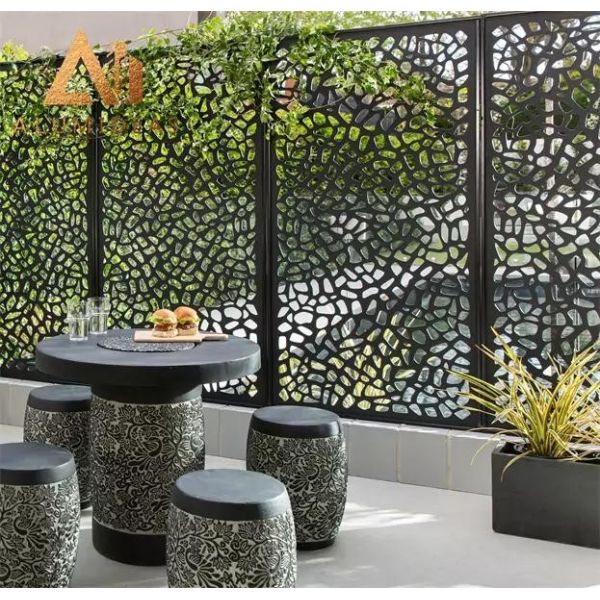 Aluminum sun screens