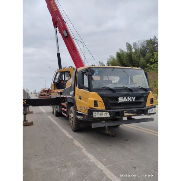 Buy 25ton Suny Truck Crane Maximum Lifting Height 40m Maximum Lifting Weight 16t Superior at wholesale prices