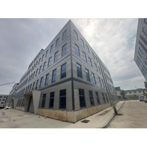 25% Roof Pitch Prefab Steel Structure with Rolling Door