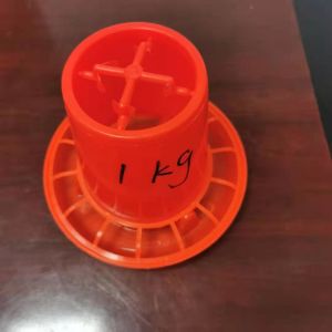 Poultry 1.5kg Hold Polypropylene Chicken Feeder Bucket