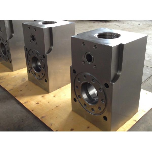 TSC FB1300 mud pump fluid end module for BOMCO, EMSCO, NATIONAL mud pump, Drillmec mud pump, Ideco, Weatherford mud pump