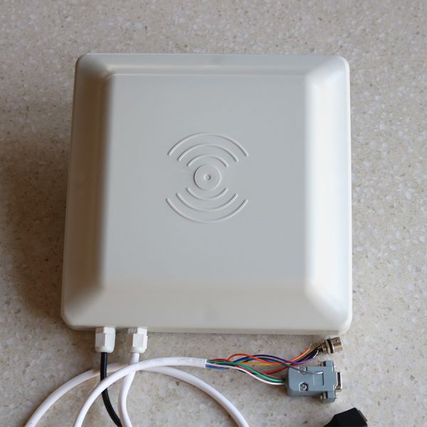 Middle Range UHF RFID Integrated Reader RS232/RS485/Wiegand/TCP/Wifi 5m UHF RFID