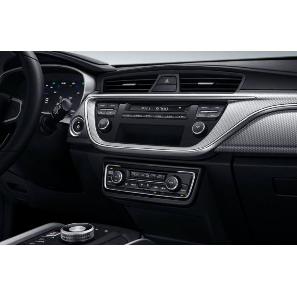 Geely Dihao EV 5 Seats 10.4KWh Power Consumption 80% Quick Charge Rate 's Electric Car