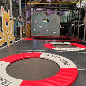 Custom Indoor Trampoline Park Equipment for Kids with Safety Features