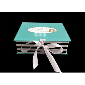 China Glossy Printed Folding Gift Boxes Multiple Colors For Wig Packaging 26 * 22 * 6cm on sale