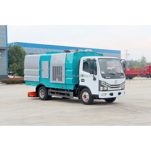Fuel Type Diesel 5m3 Small Street Cleaning Truck Mounted Road Sweeper
