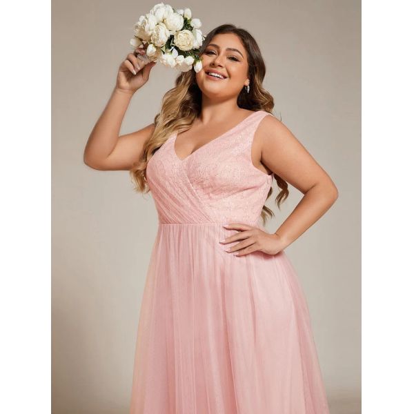 Elegant V-neck Sleeveless Two Straps Empire A-line Plus Size Pink Lace And Tulle Bridesmaid Dress