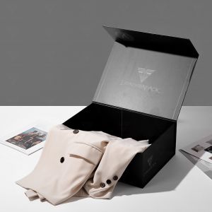 Foldable Hard Paper Magnetic Gift Box Packaging Matte Paper Box Luxury Packaging