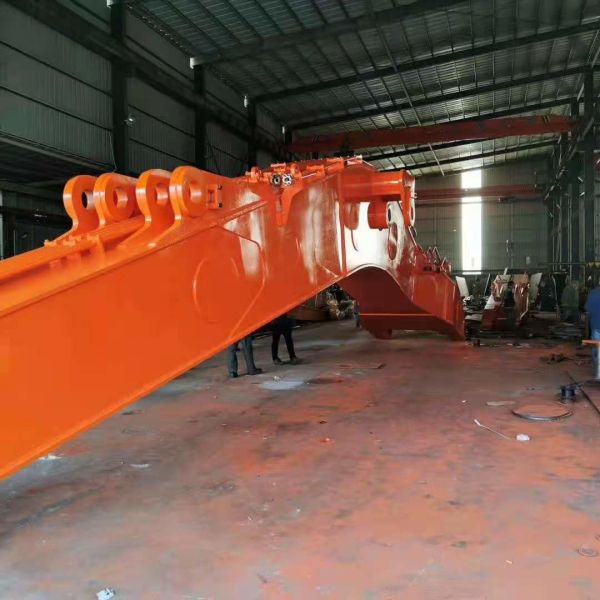 Buy 26 Meters Long Reach Of XCMG5600 Excavator For Seaport Offshore work at wholesale prices