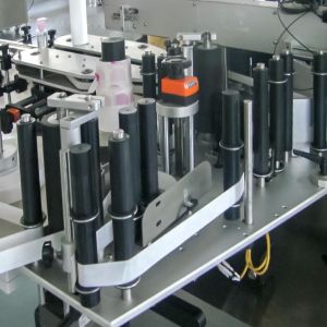 Double Sided Automatic Front Back Sides Flat Labeling Machine For Square Plastic