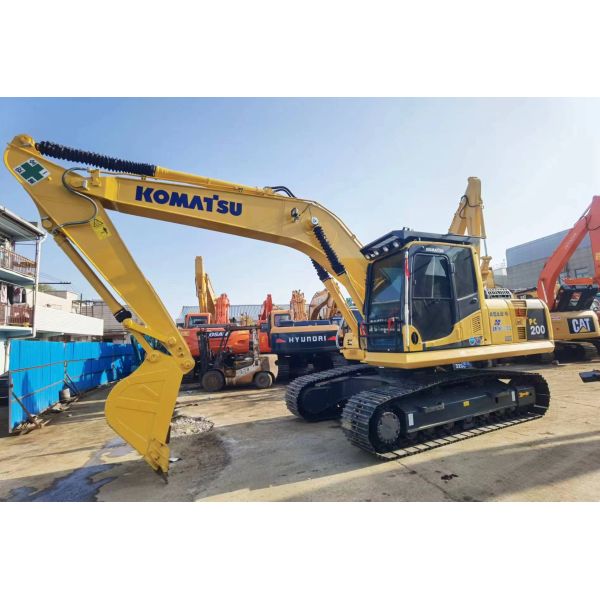 pc200-8 EXCAVATOR