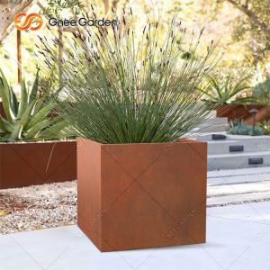 Powder Coated Vertical Metal Wall Hanging Planter Box Flower Pot