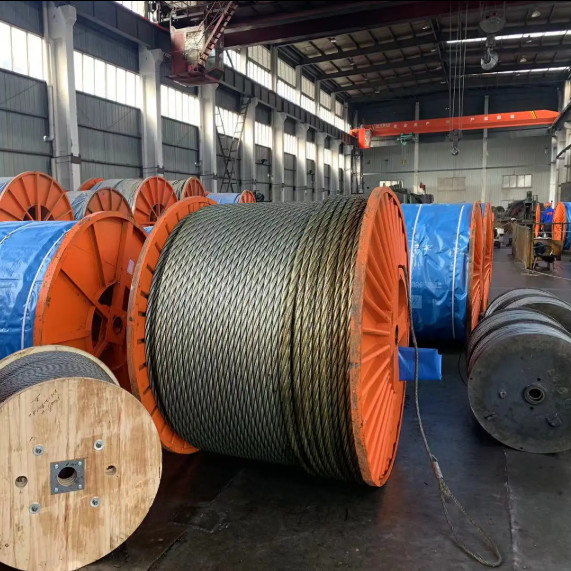 22mm 8x37 Galvanizing High Carbon Fiber Core Triple Strand Twisted Marine Wire