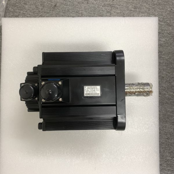 Yaskawa SGMGH-44D2A61-OY AC SERVO MOTOR 4.4KW 400V 1500RPM 16.5A NEW
