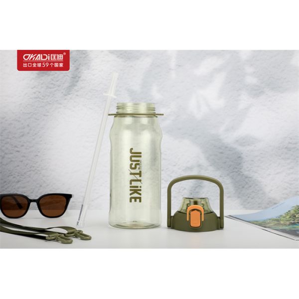 Modern Customized Unisex Plastic Sports Bottle 500ml Capacity