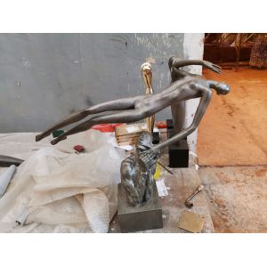 China Abstract Cast Copper Sculpture , Office Exhibition Hall Bronze Animal Sculptures on sale