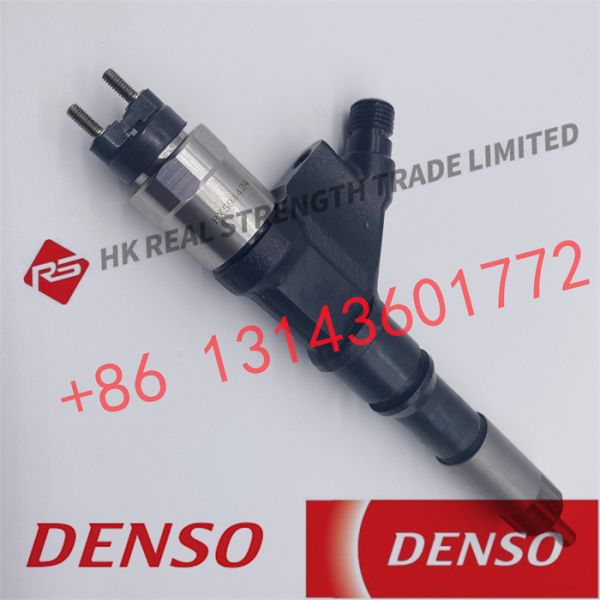 Diesel Fuel Injector 095000-6700 0950006700 For SINOTRUK HOWO VG61540080017A