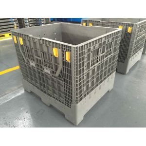 Recyclable foldable collapsible HDPE plastic pallet bin/container