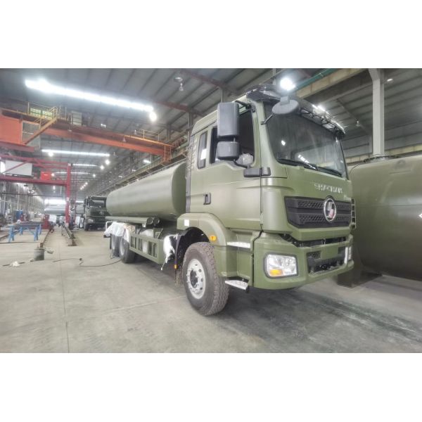Buy 80km/H 380hp Engine Fuel Tanker Trailer Diesel Delivery 6x4 at wholesale prices