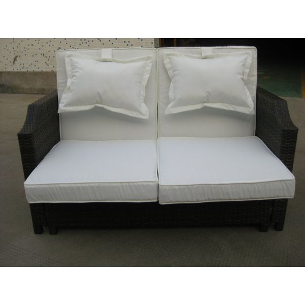 Buy Outdoor Pool Rattan Expansion Daybed , Resin Wicker Furniture at wholesale prices