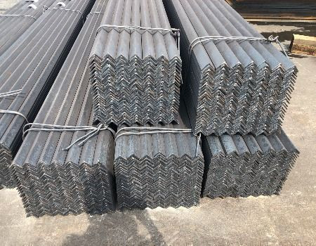 Buy 25mm Galvanised Unequal Angle Steel Q195 Q215 Oiled Painting at wholesale prices