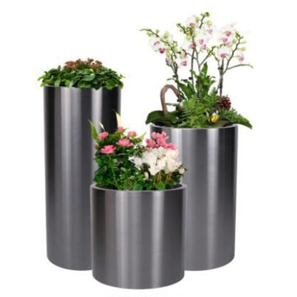 Variety of colors and sizes custom outdoor metal flower pot planter cute