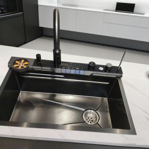 Stainless Steel Kitchen Sink 900mm×550mm with Integrated Faucet