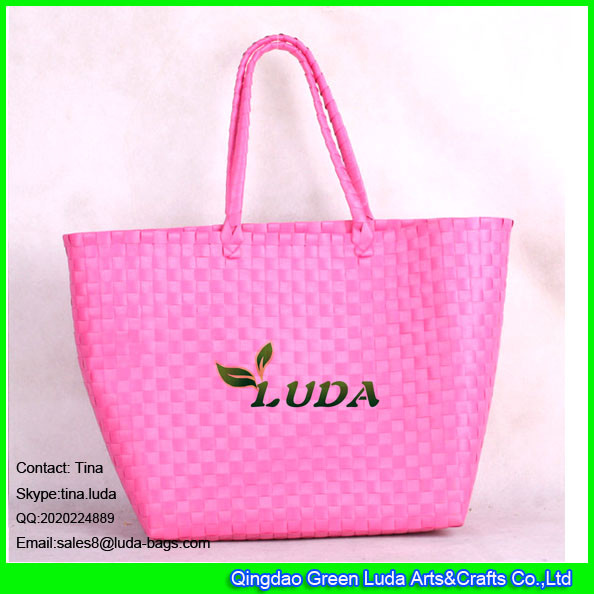 Buy LUDA cheap gift pp strap handbag plastic straw tote bag at wholesale prices