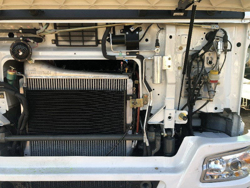 Second Hand Sinotruck HOWO Used 371HP 375HP HOWO 10 Wheels 12 Tyres Dump Truck Tipper Truck 8X4 6X4 with Good Condition for Africa