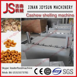 Quality Environment Friendly Remove Peanut Sheller Machine Small Power High Yield for sale
