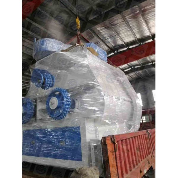 Buy 4TPH Poultry Feed Mixer Machine ISO9001 SLHSJ8 at wholesale prices