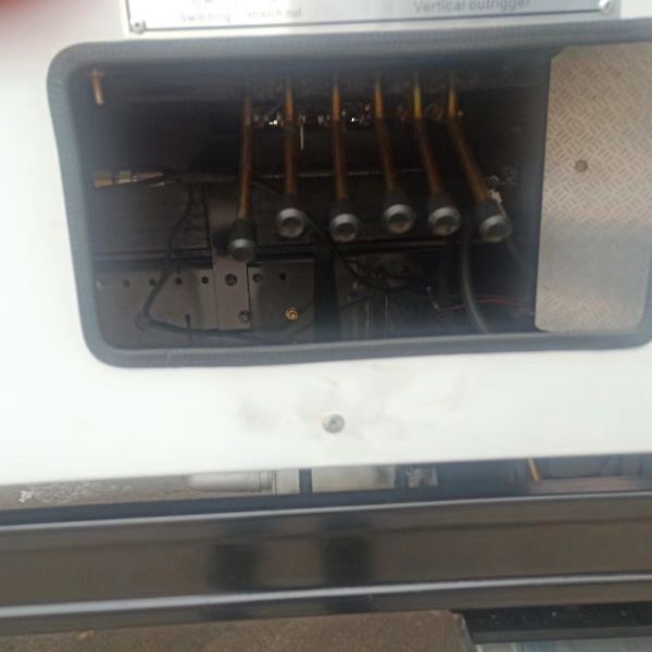 45m 5 Retractable Section Lifting 3 Men Automatic Control Altitude Operation Truck Single Flat DongFeng Aerial Platform Truck