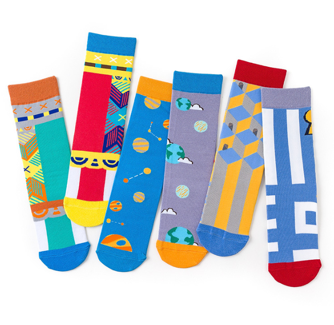 Fashion Women Cotton Socks Novelty Jacquard Logo Casual Teen Tube Happy Dress Socks