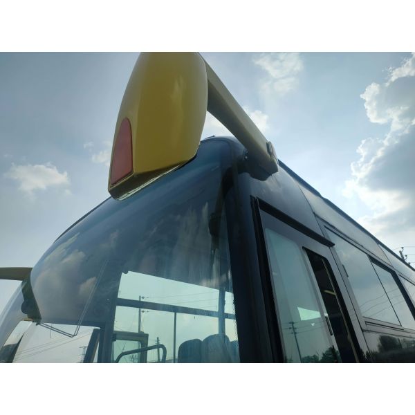 2+3 Layout 60seats Used Yutong Buses Luxury Coach Africa 10 Meters Buses Air Bag Suspension ZK6110